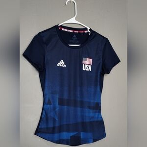 Adidas Women's USA Volleyball Primeblue Replica Tee Shirt Size (XS)